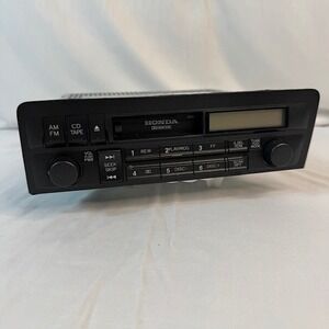 OEM 01-02 Honda Civic AM FM Radio Cassette Player 39100-S5P-A110-M1 Untested